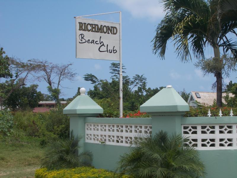 Ocho Rios Under The Palms Villa Exterior photo